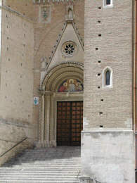 PORTONE D'INGRESSO