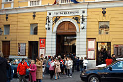 PORTONE D'INGRESSO
